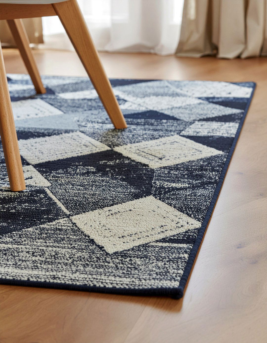 Geometric Pattern Rugs - 30 prairie dining room ideas