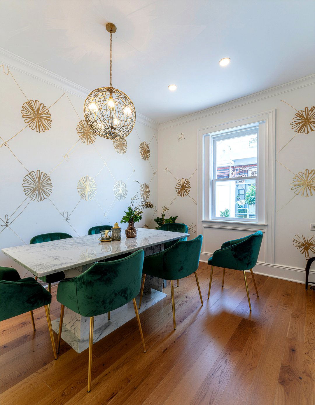 Geometric Wallpaper Pattern - 30 Hollywood regency dining room ideas