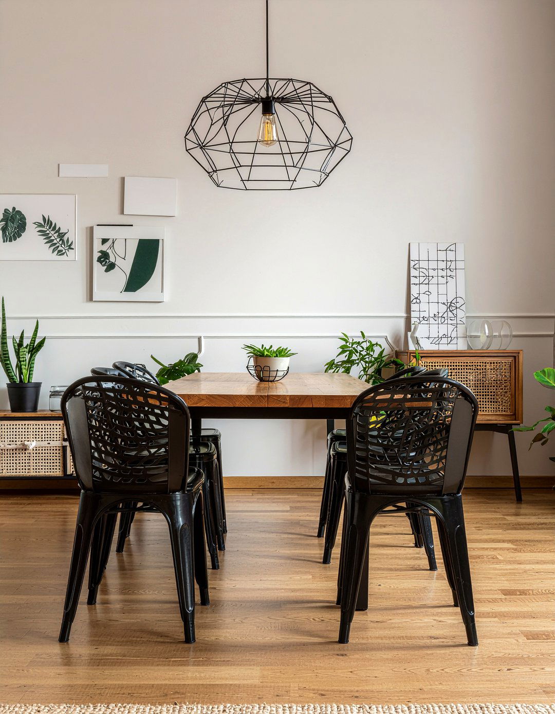 Geometric Wire Cage - 30 dining room pendant ideas