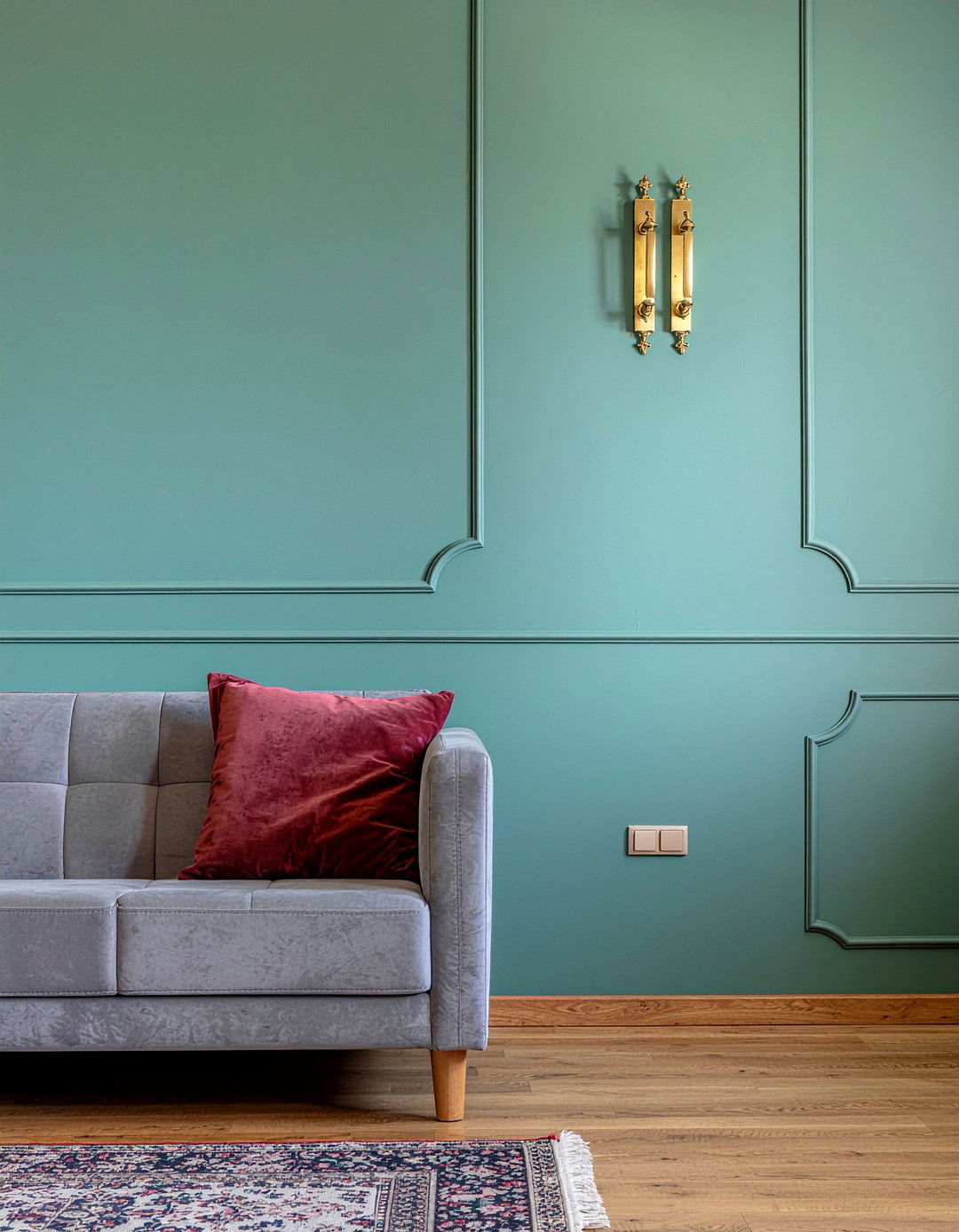 Georgian brass hardware - 30 Georgian living room ideas