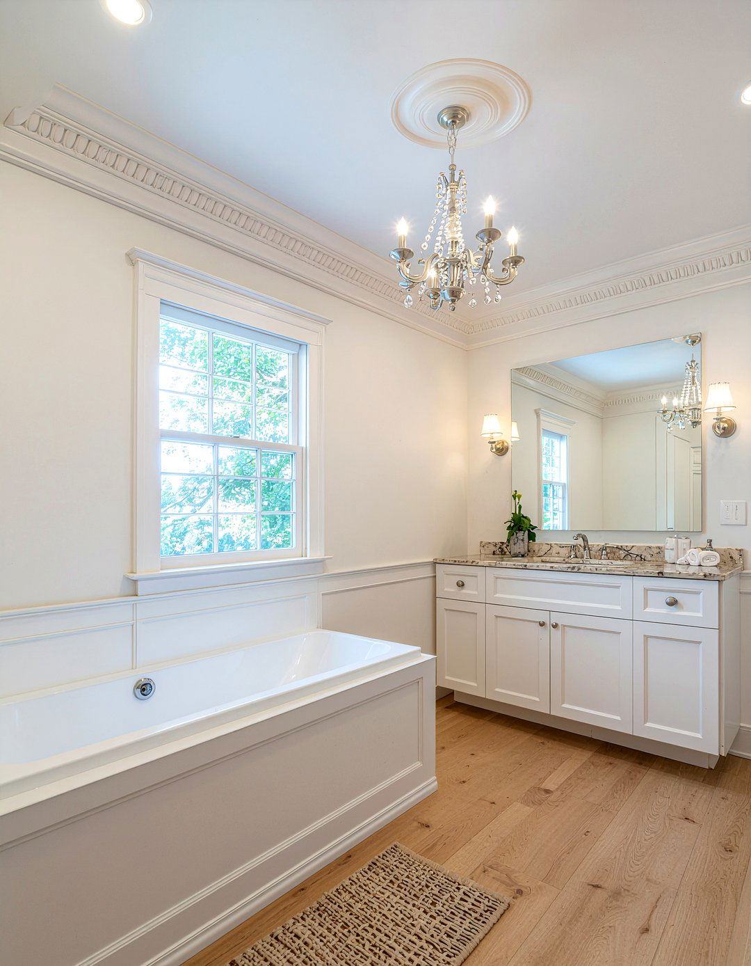 Georgian plaster crown molding - 30 Georgian bathroom ideas