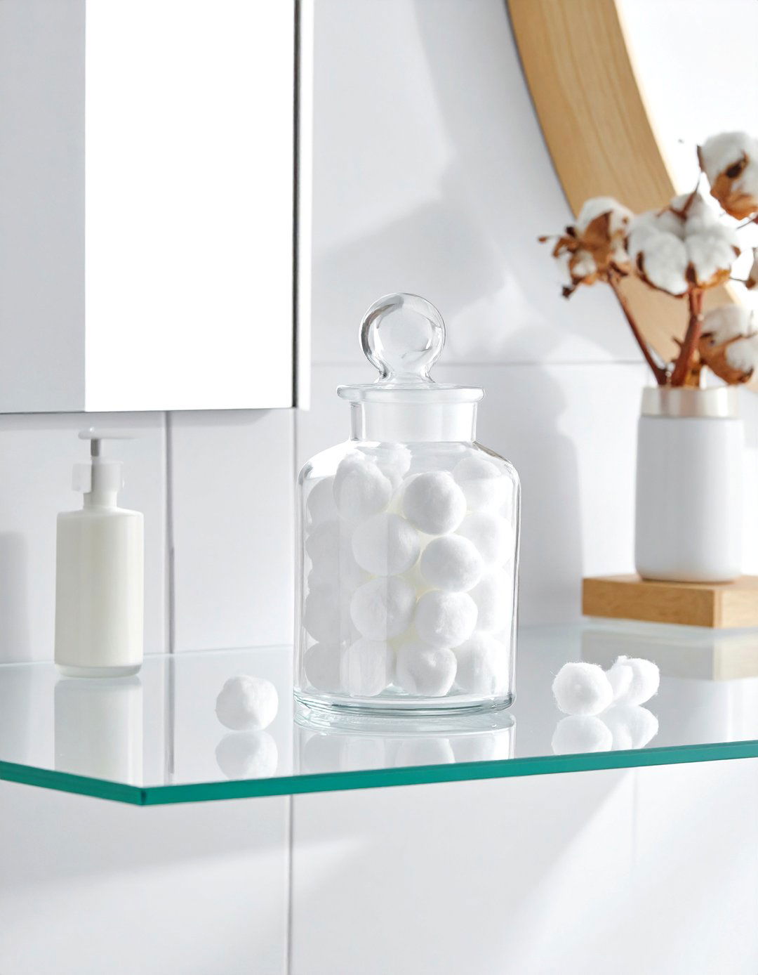 Glass Apothecary Jar - 30 bathroom vanity accent ideas