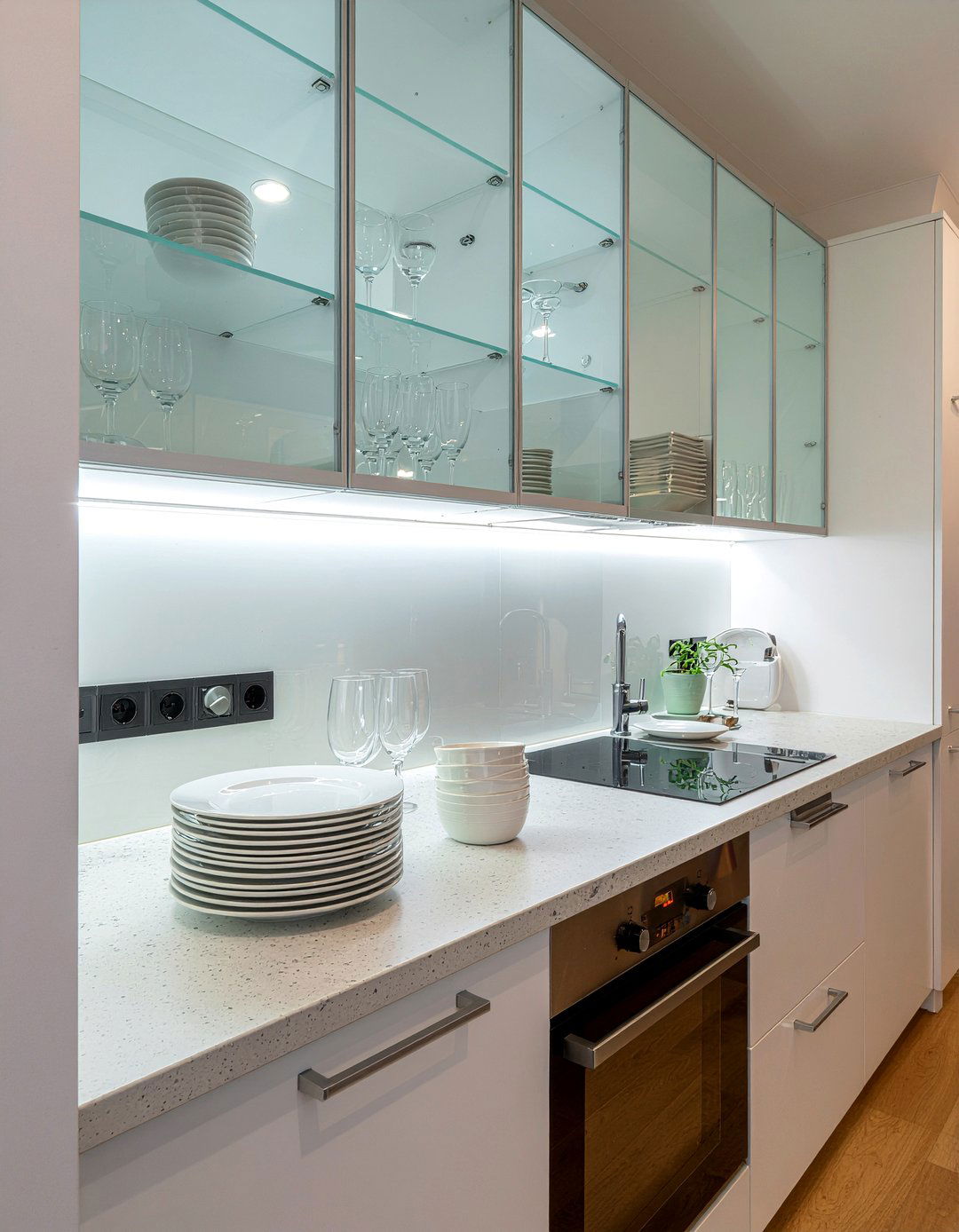 Glass Front Kitchen Cabinets - 30 light-filled kitchen ideas