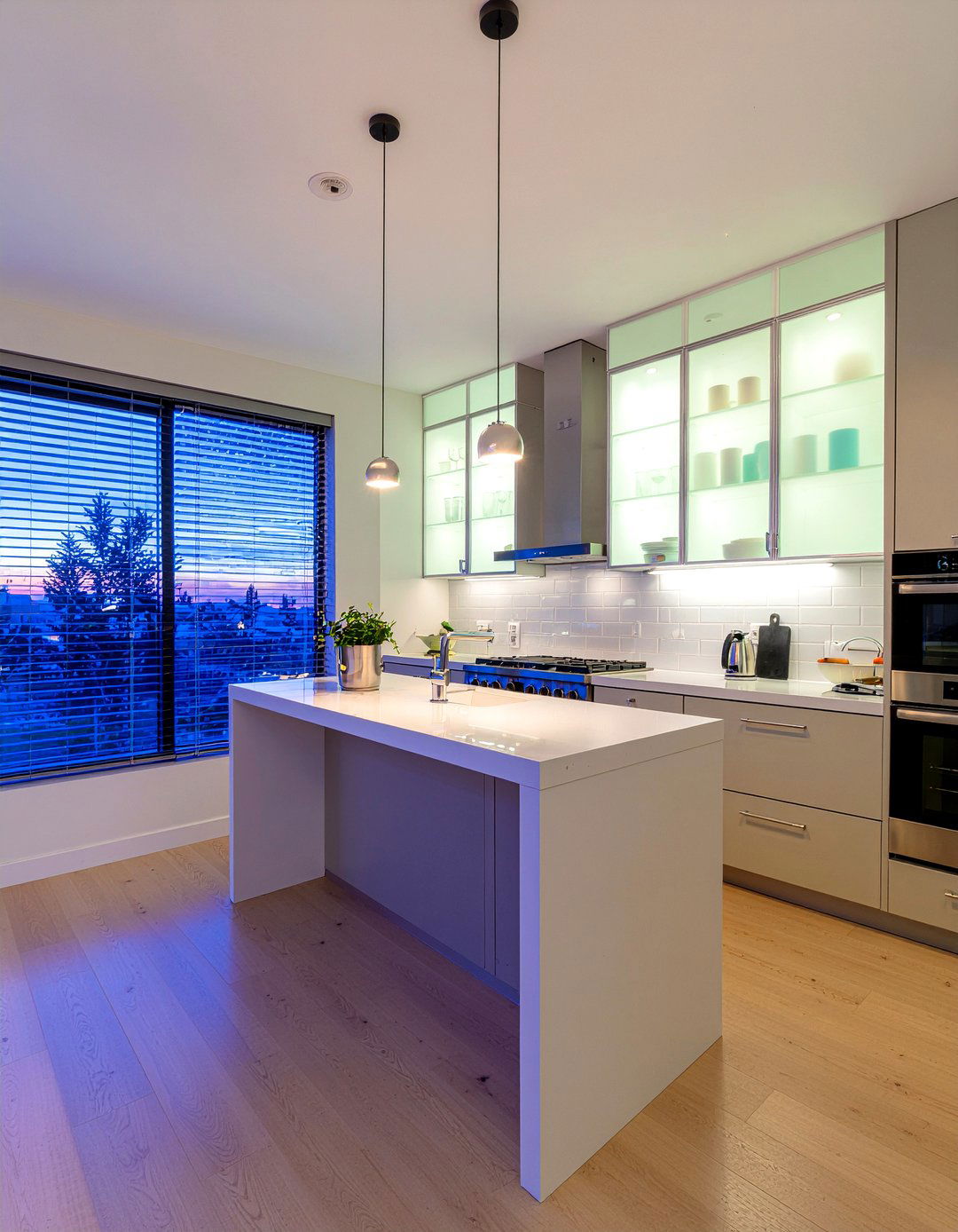 Glass Front Kitchen Cabinets - 30 show home kitchen ideas