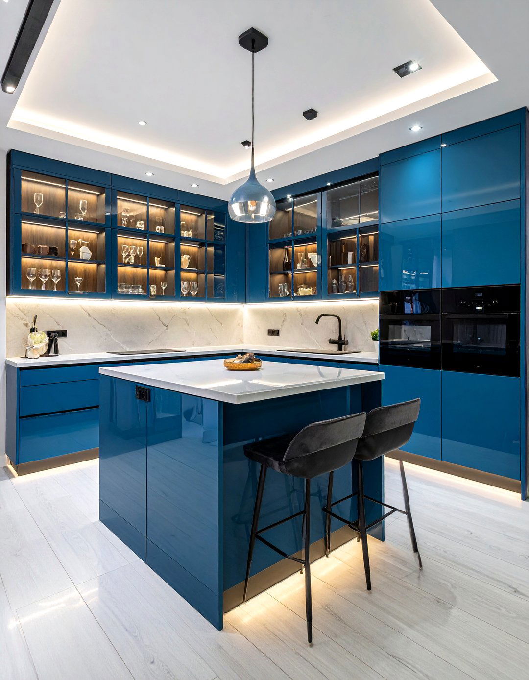 Glass Front Kitchen Cabinets - 30 small kitchen layout ideas