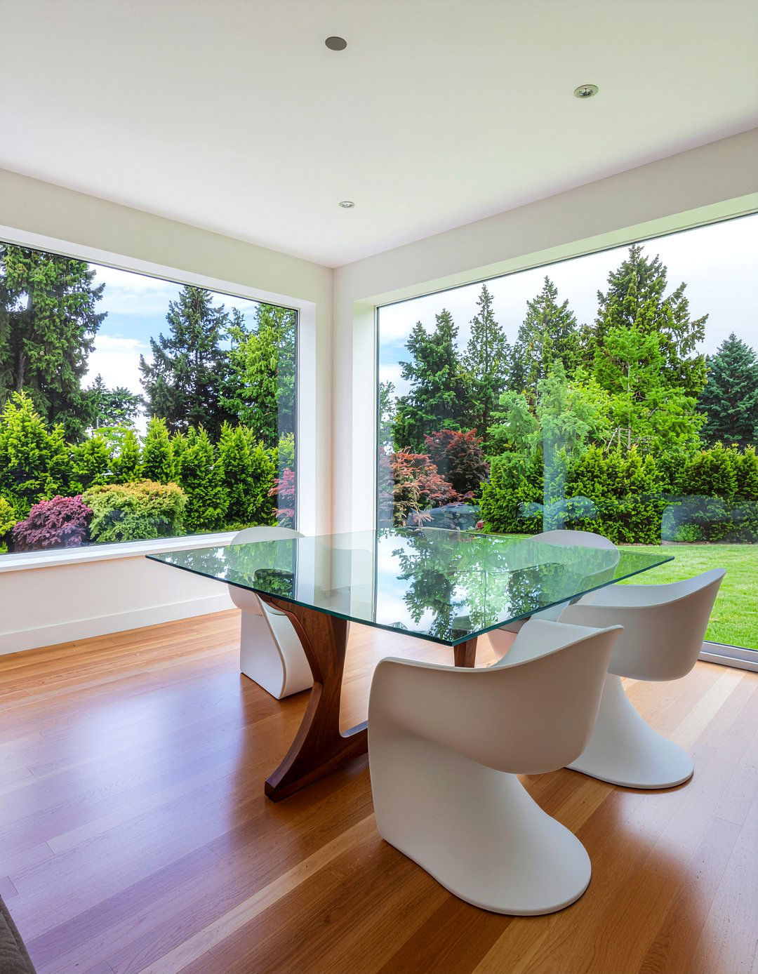 Glass Top Dining Table - 30 curated dining room ideas