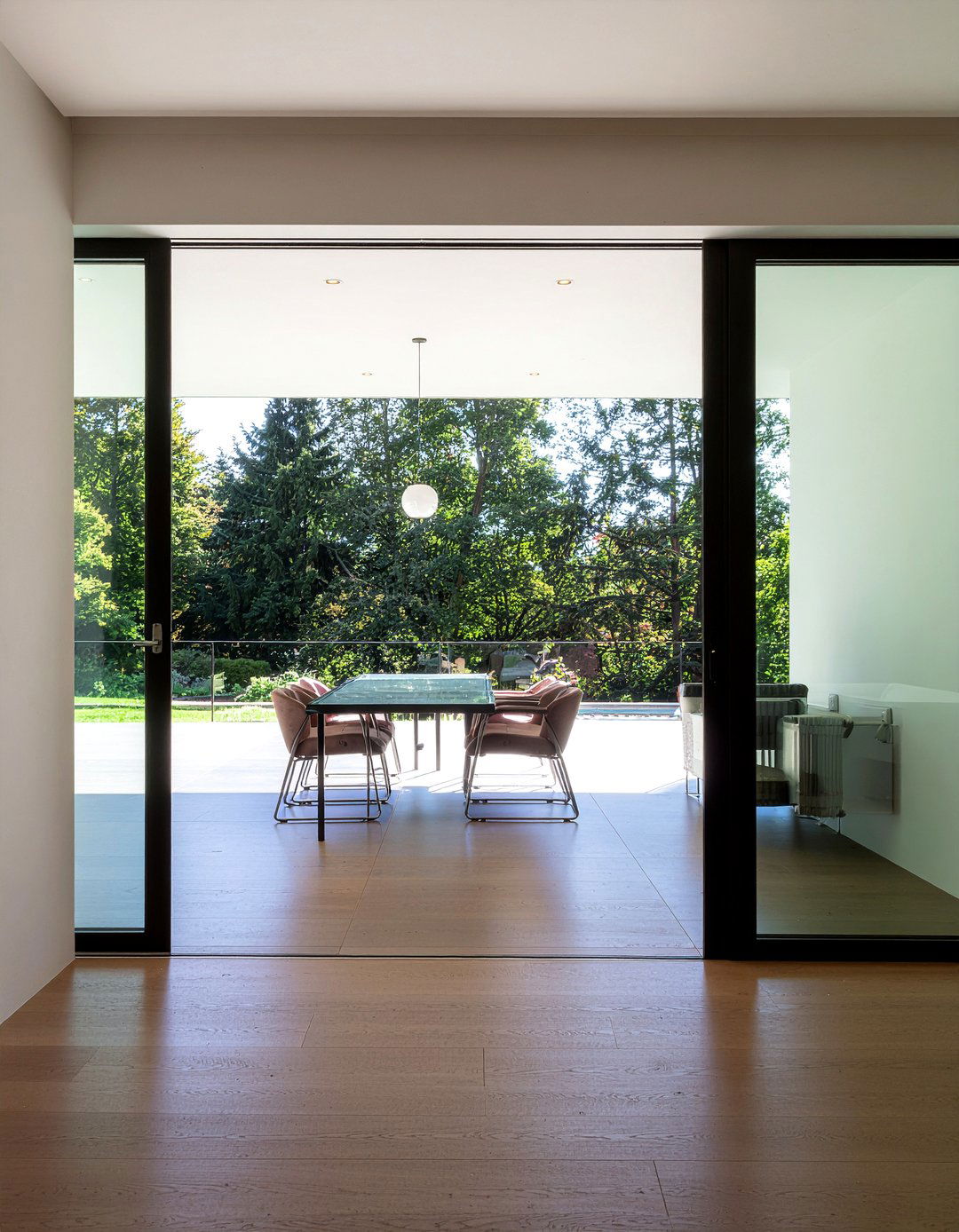 Glass Wall Open Plan House - 30 open plan living room ideas