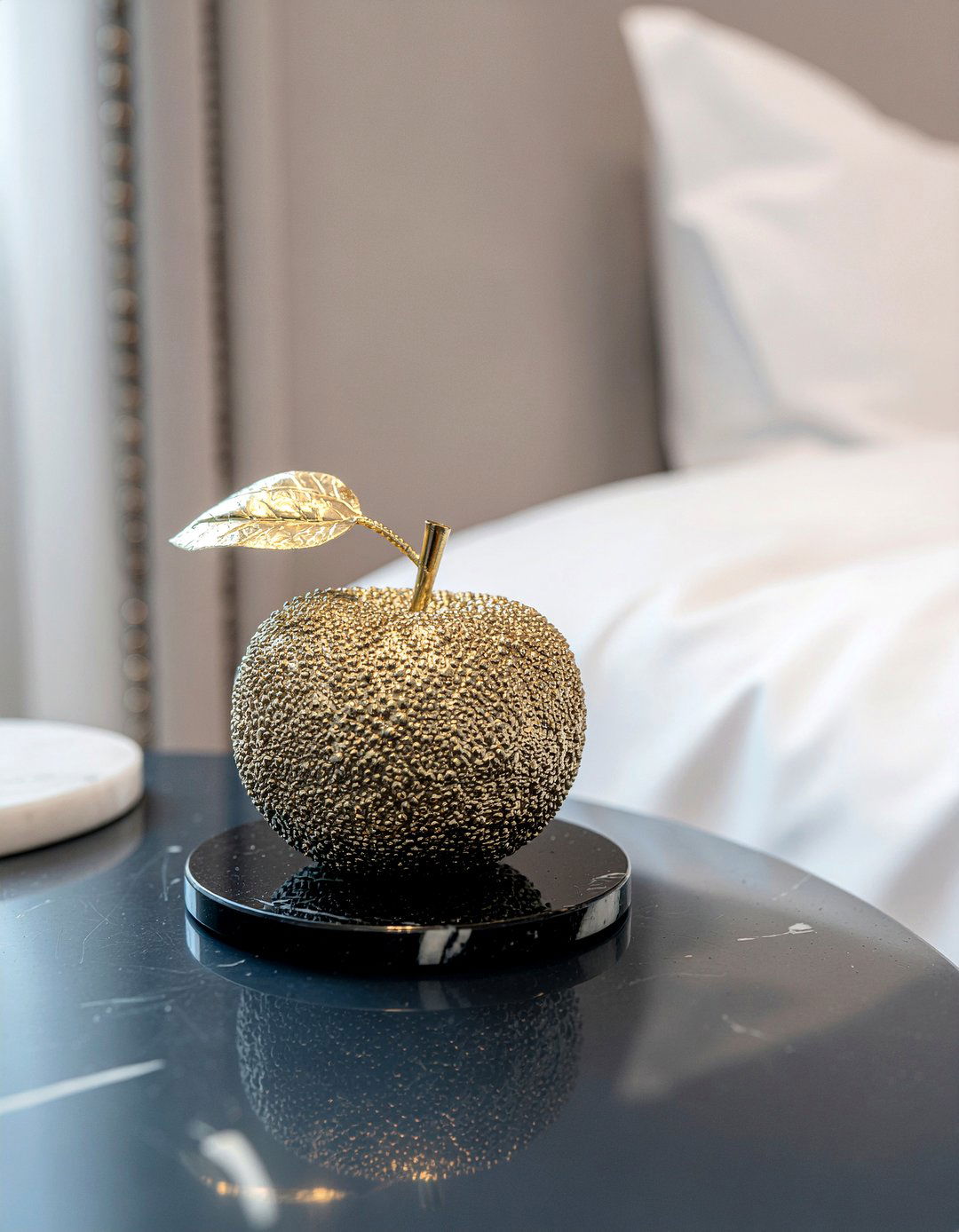 Gold Apple Ornament - 30 bedroom figurines