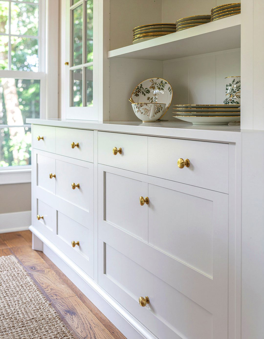 Gold Cabinet Pulls Dining Room - 30 gold accent dining room ideas