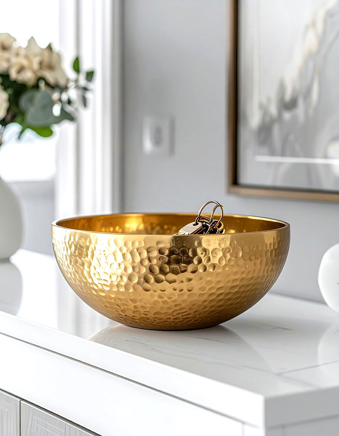 Gold Decorative Bowl - 30 gold decor ideas