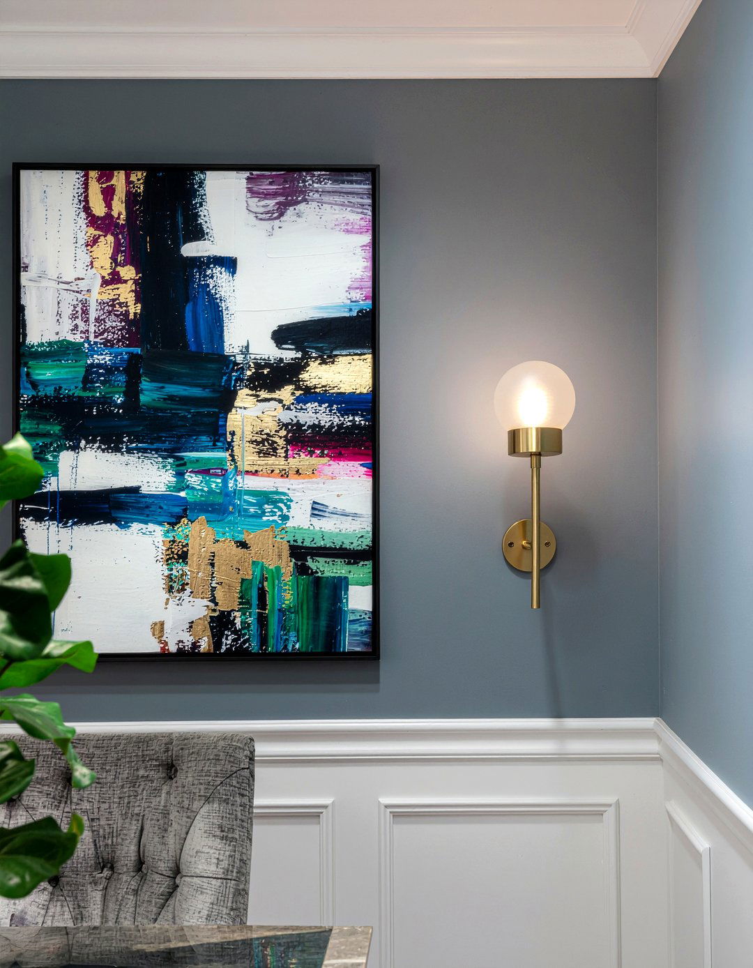 Gold Wall Sconce - 30 gold dining room ideas