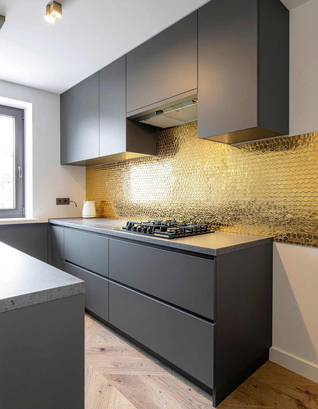 Gold backsplash tile - 30 gold kitchen ideas