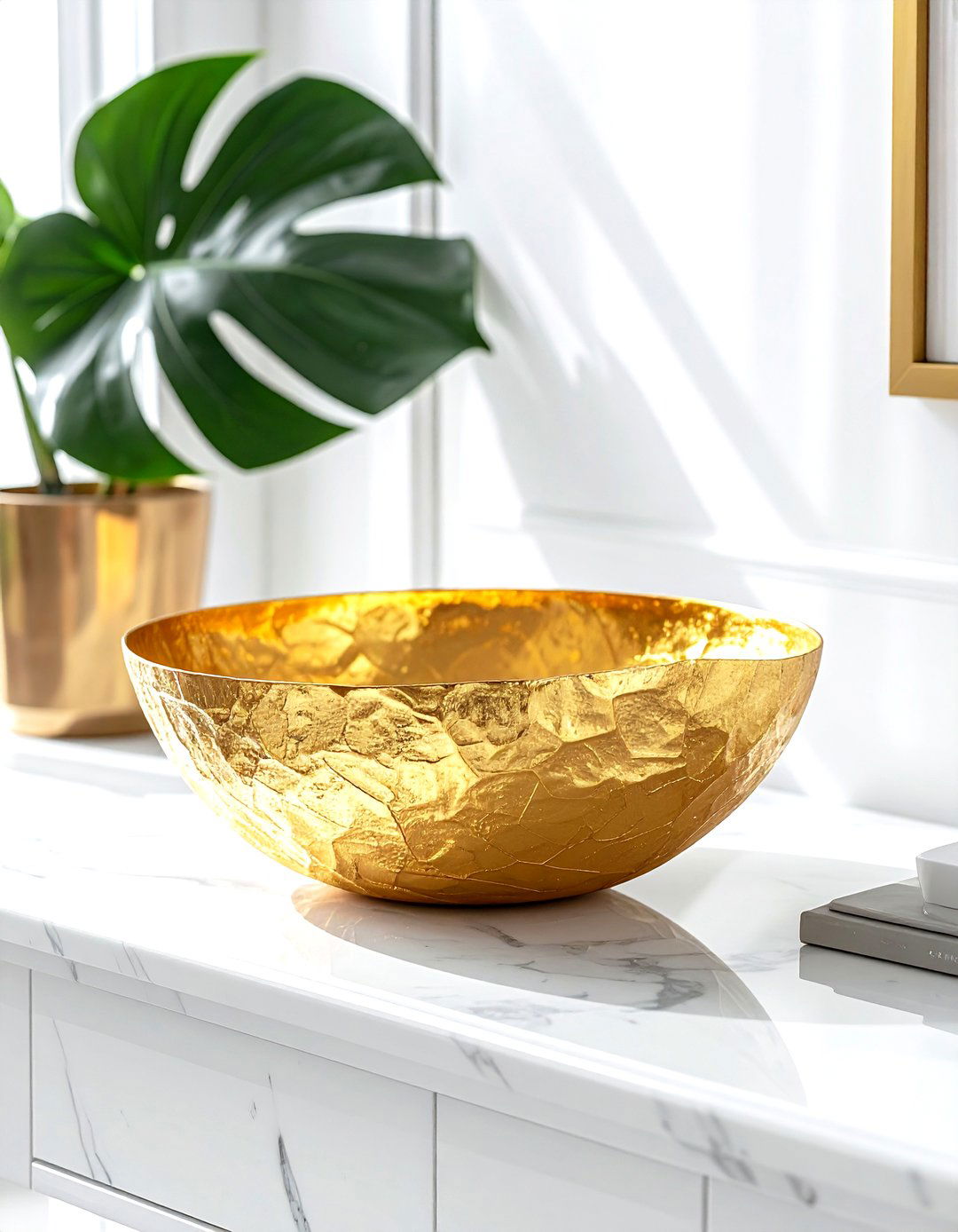 Gold leaf bowl - 30 console bowl ideas