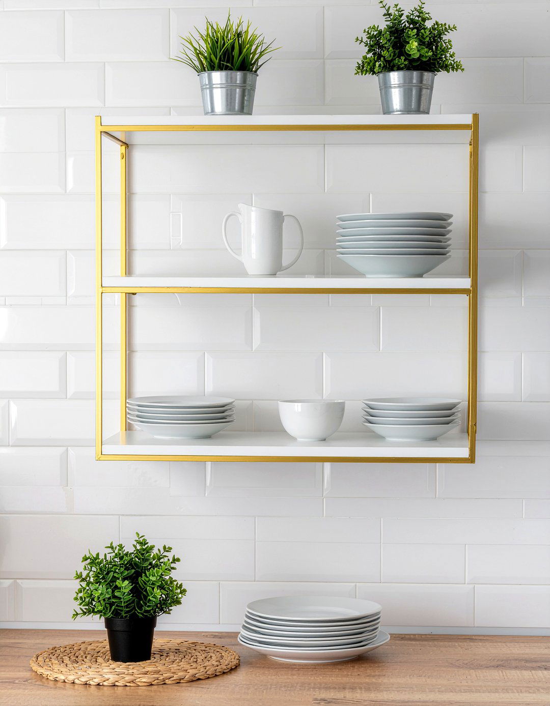 Gold open shelving - 30 gold accent kitchen ideas