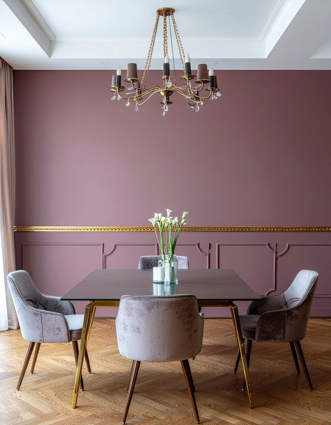 Gold trim chair rail - 30 dining room chair rail ideas