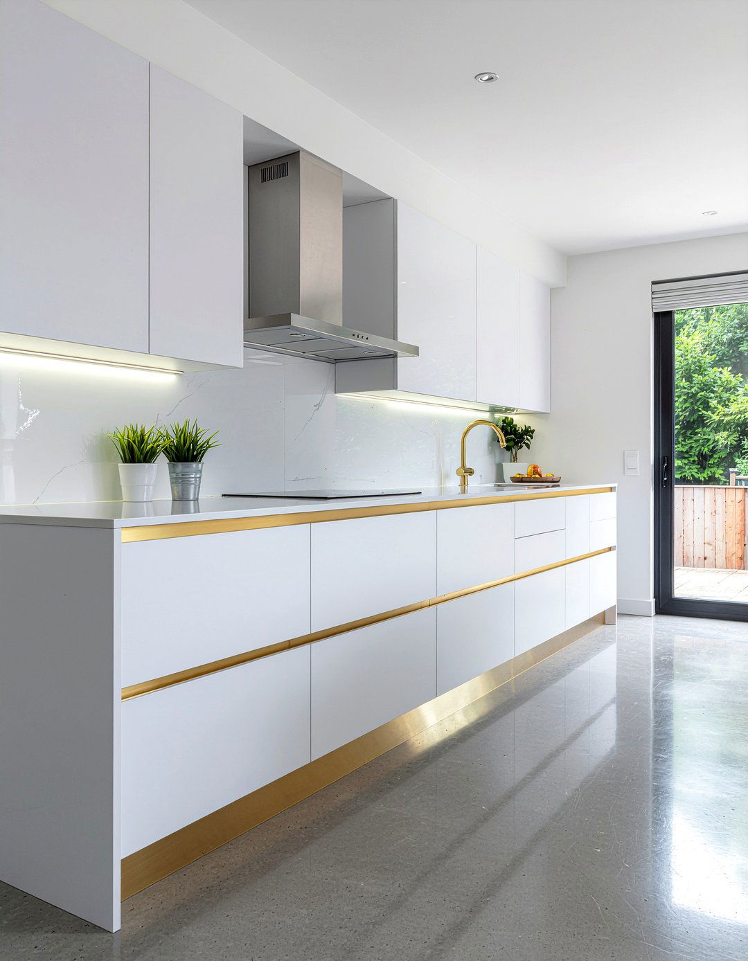 30 Gold Accent Kitchen Ideas for a Luxurious and Modern Home