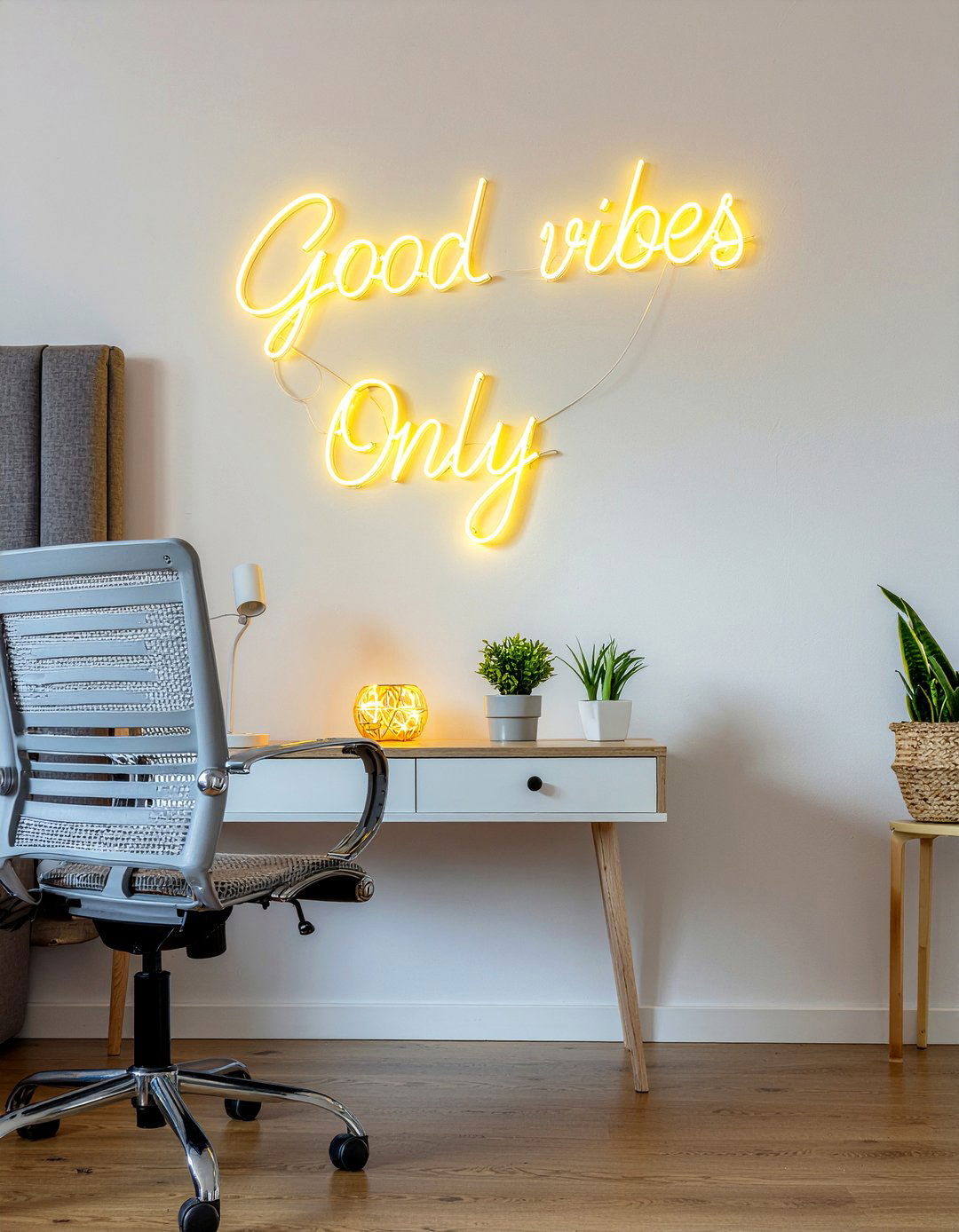 Good Vibes Only Neon Sign - 30 bedroom neon signs