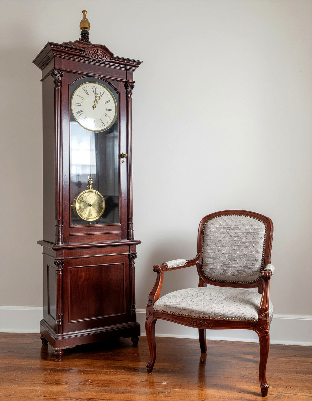 Grandfather clock - 30 living room classic furniture ideas