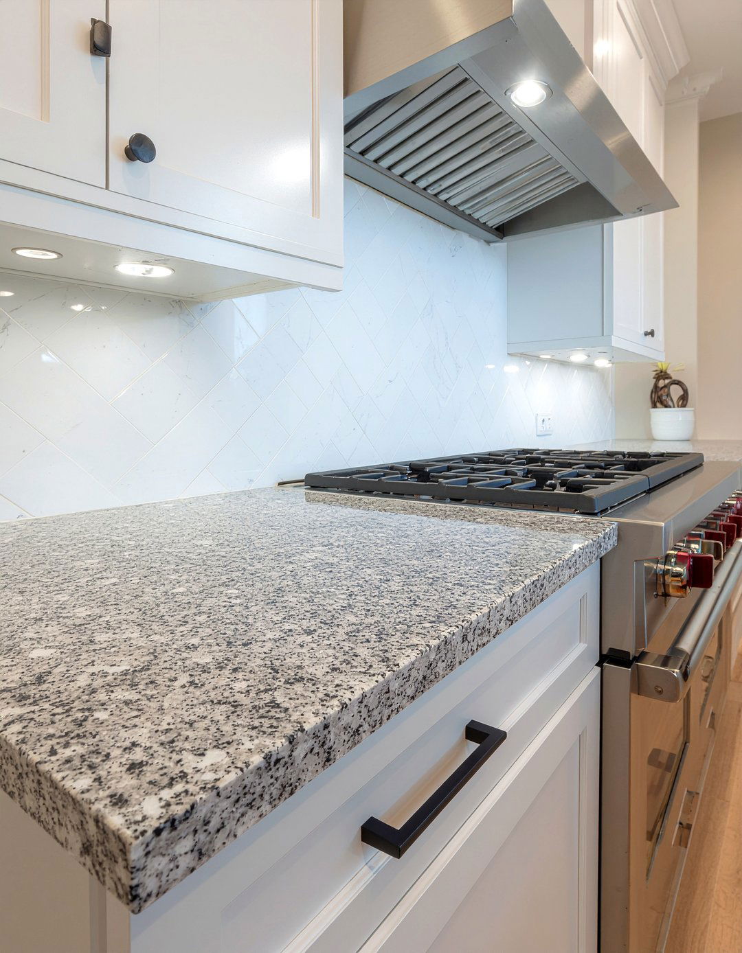 Granite With Marble Backsplash - 30 granite countertop kitchen ideas