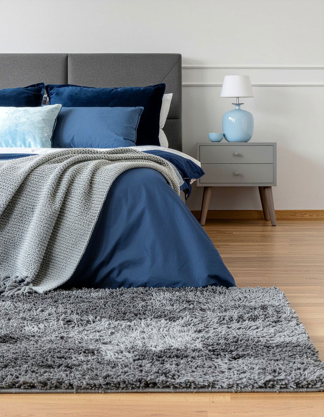 Gray And Blue Decor - 30 cool gray bedroom ideas