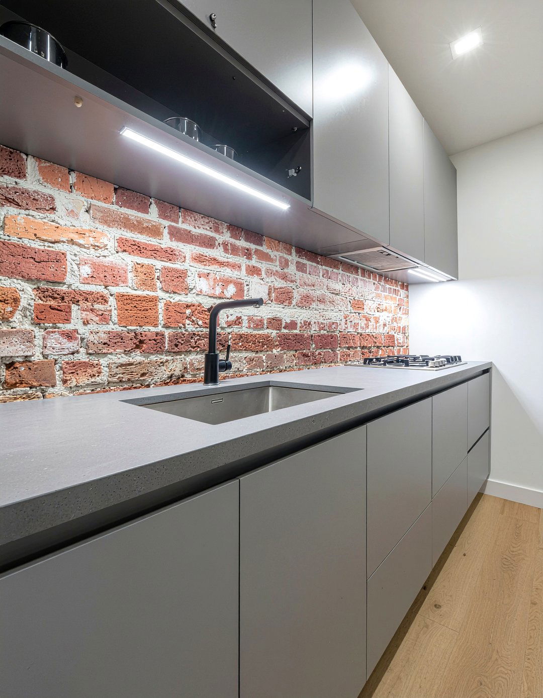 Gray countertops brick backsplash - 30 gray countertop kitchen ideas