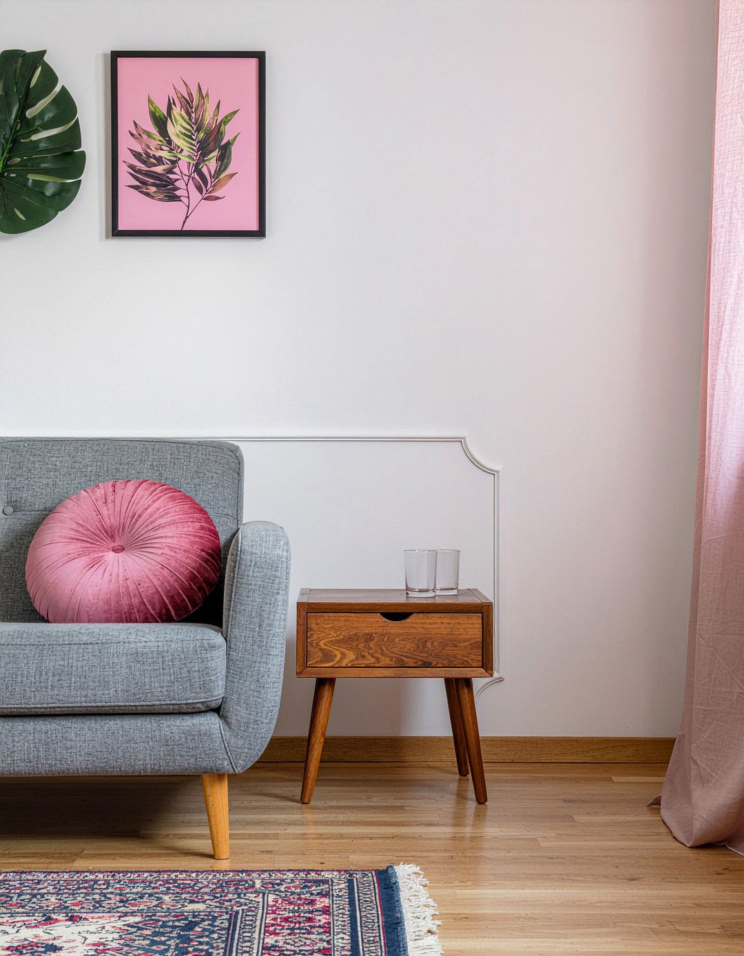 Gray mid century modern chair pink cushion - 30 pink and gray living room ideas