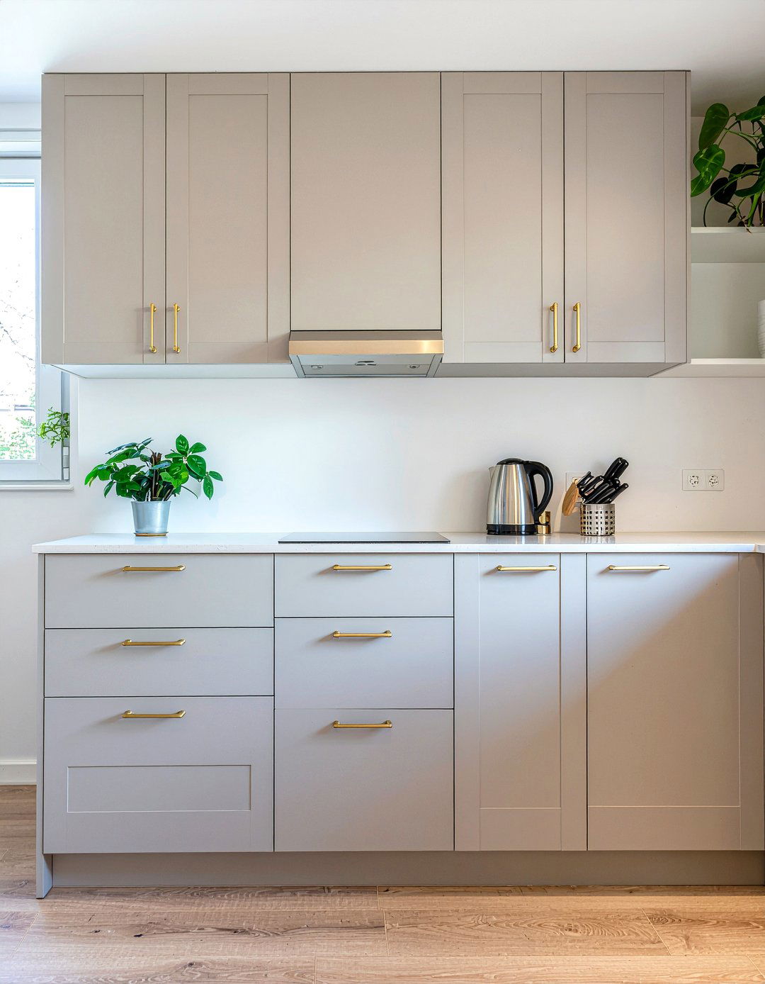 Greige Kitchen Cabinets - 30 greige kitchen ideas