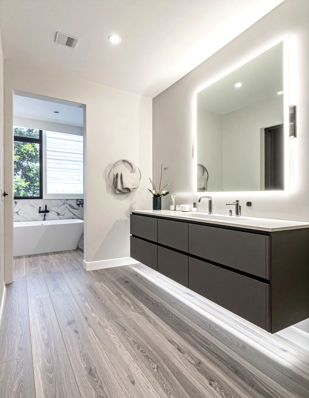 Grey wood floor - 30 bathroom wood floor ideas