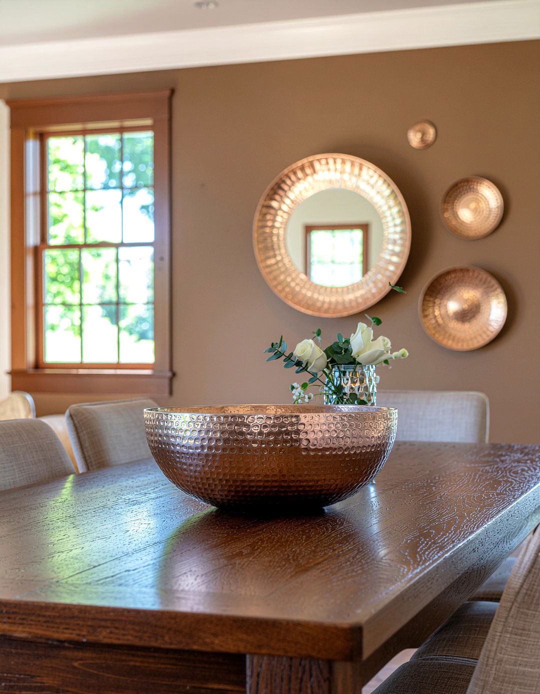 Hammered Copper Decor - 30 Peruvian dining room ideas