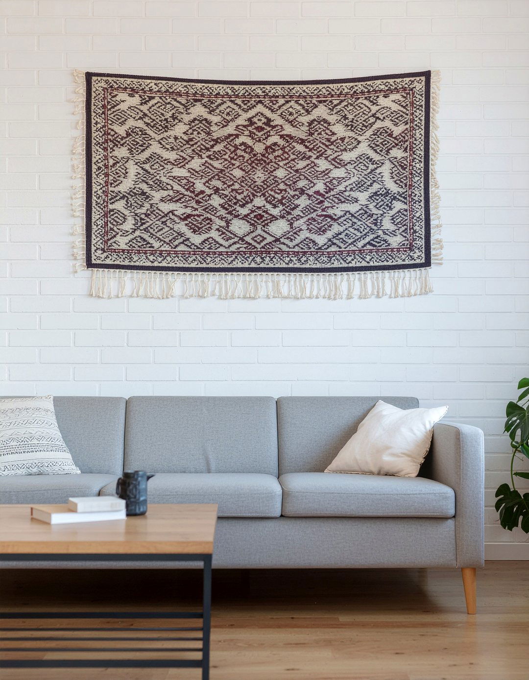 Handwoven Wool Tapestry - 30 wool living room ideas