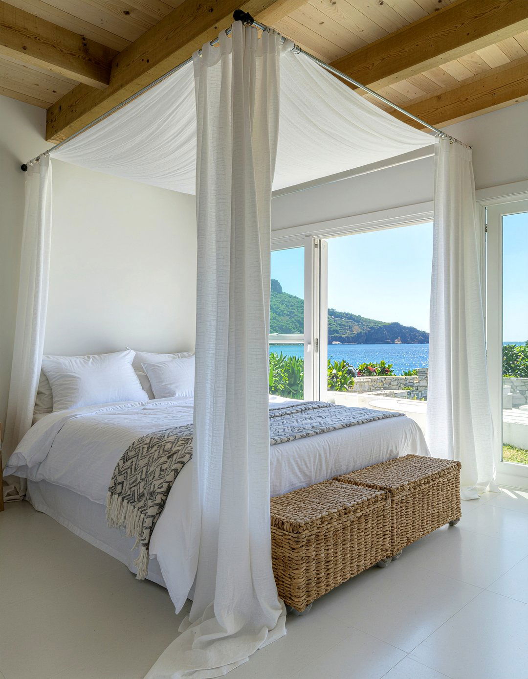 Hanging Fabric Curtain - 30 bedroom zoning ideas