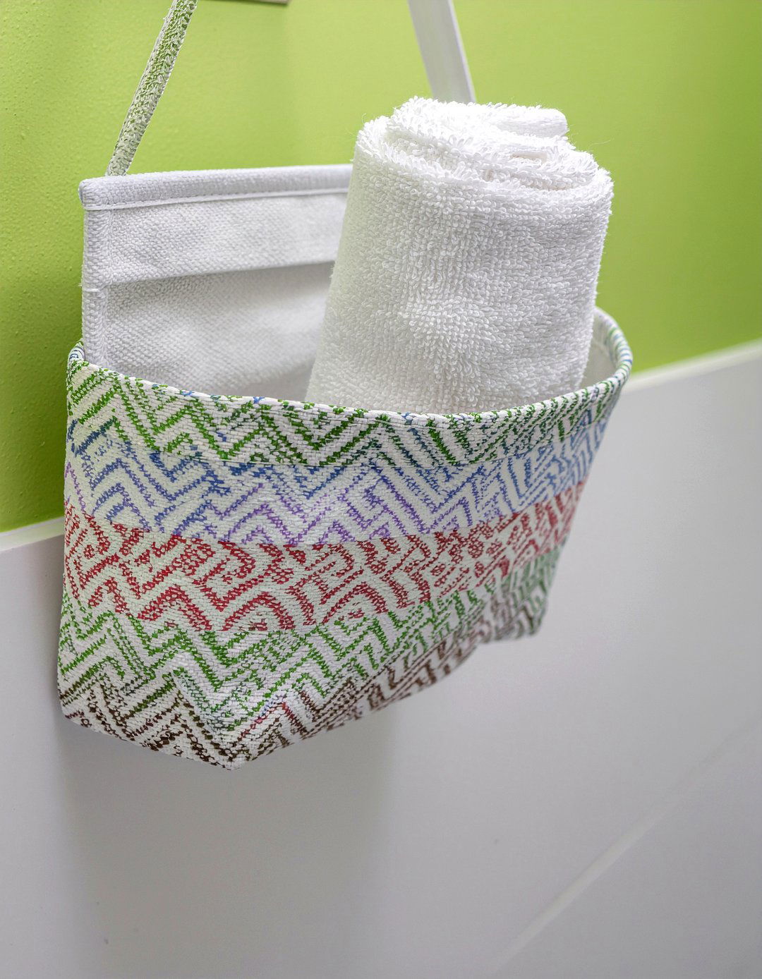 Hanging Fabric Pocket - 30 rolled towel display ideas