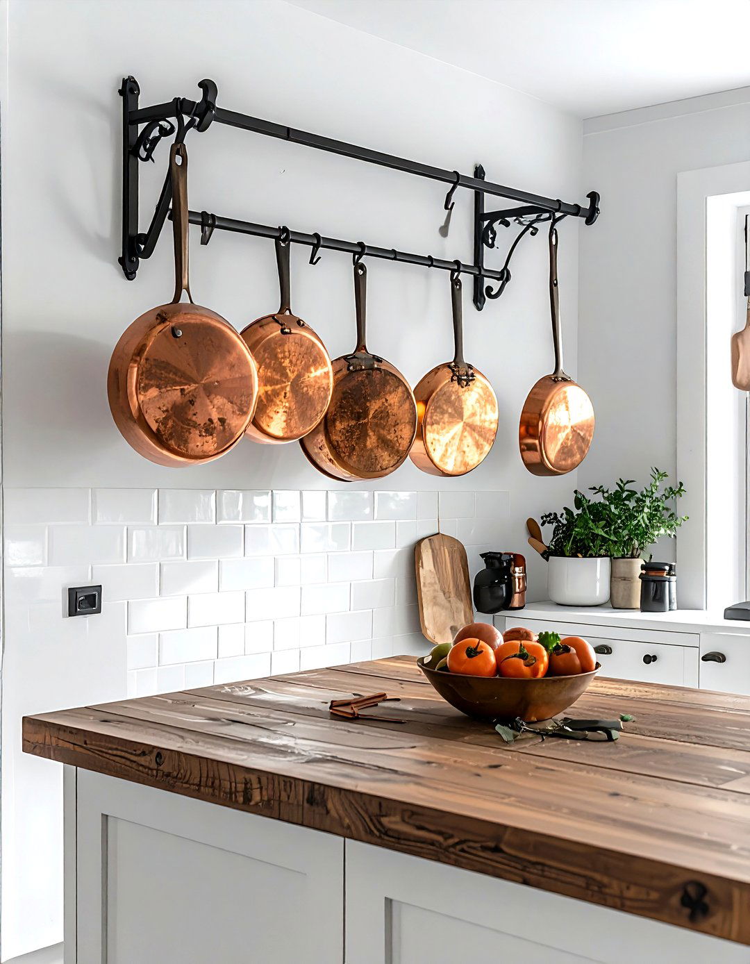 Hanging Pot Rack - 30 efficient kitchen ideas