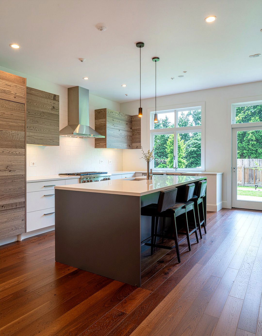 Hardwood Floor Border Inlay - 30 hardwood floor kitchen ideas