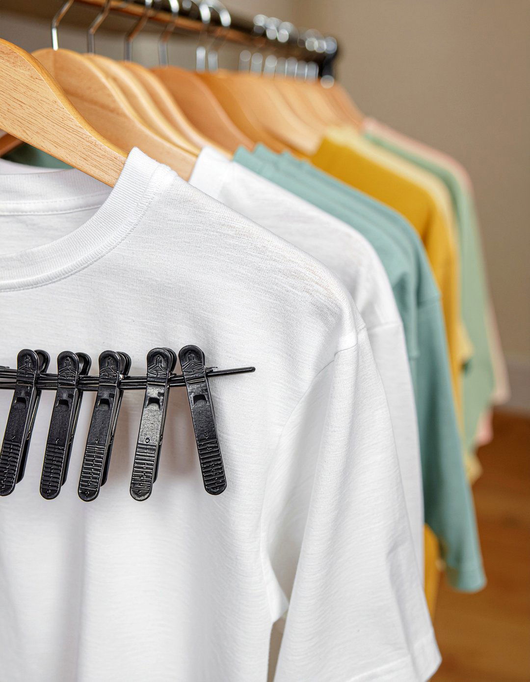 Hat Clips - 30 bedroom hat storage ideas