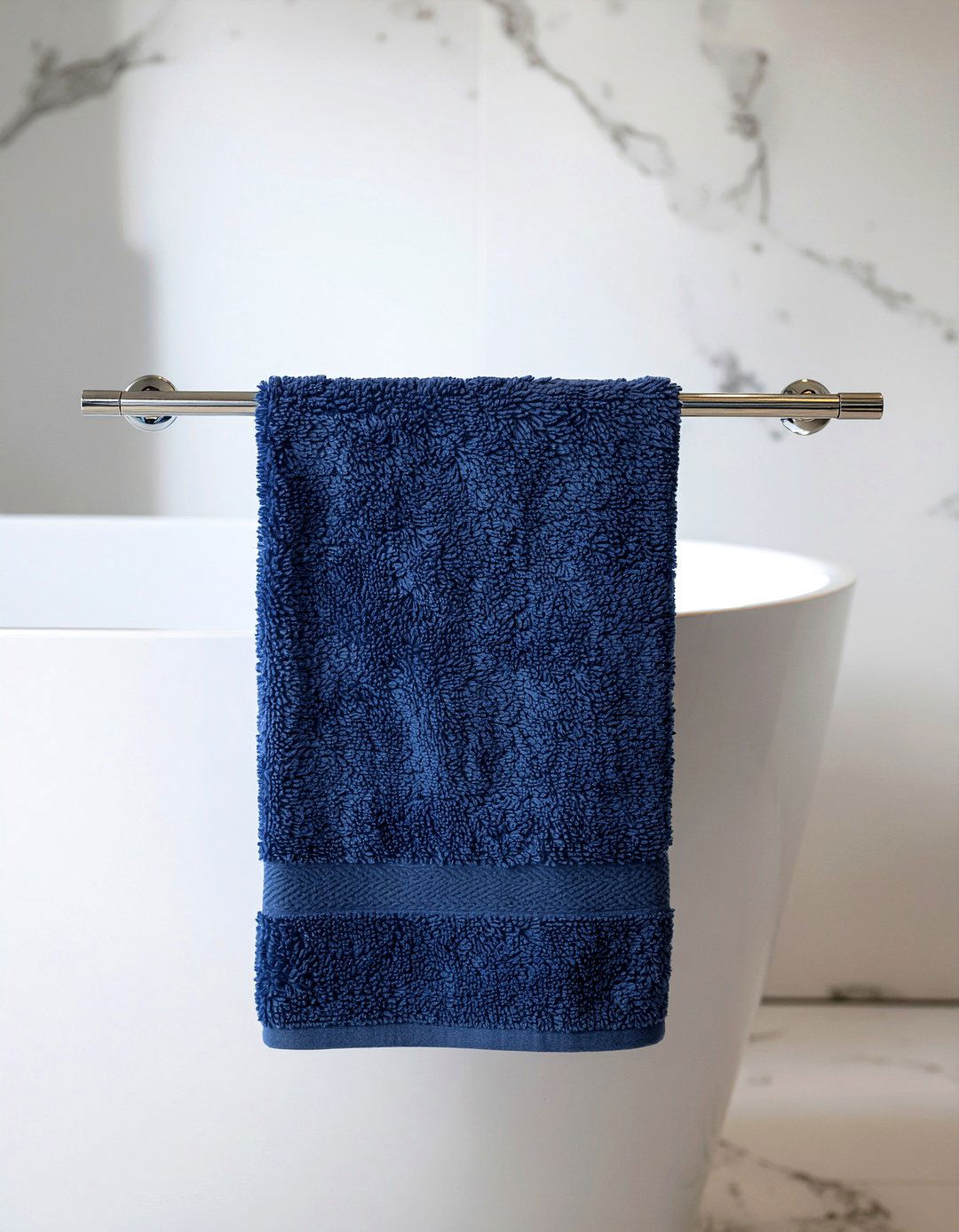 Heated towel rack - 30 bathroom towel bar ideas