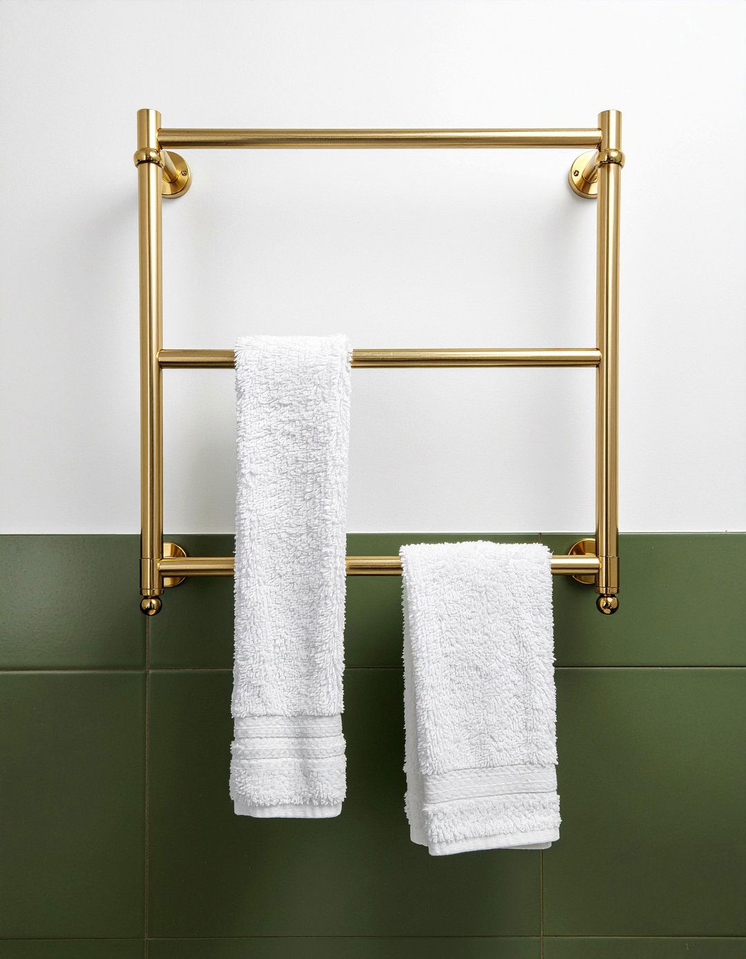 Heated towel rack - 30 bathroom trendy element ideas