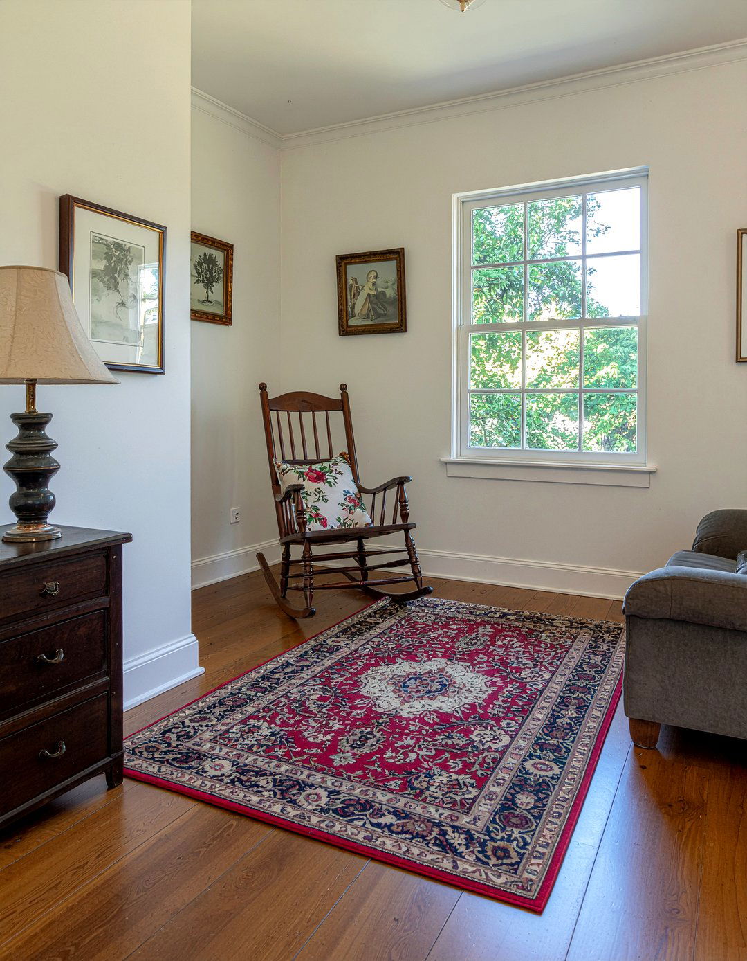 Heirloom Living Room - 30 antique living room ideas
