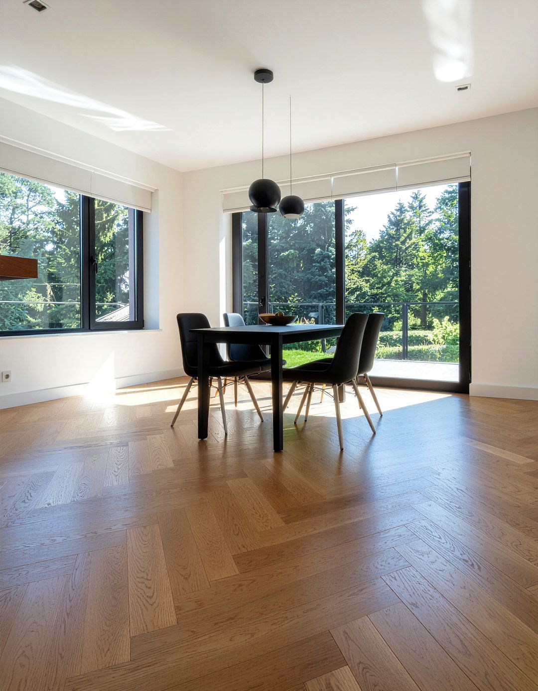 Herringbone Pattern Laminate Floor - 30 dining room laminate floor ideas