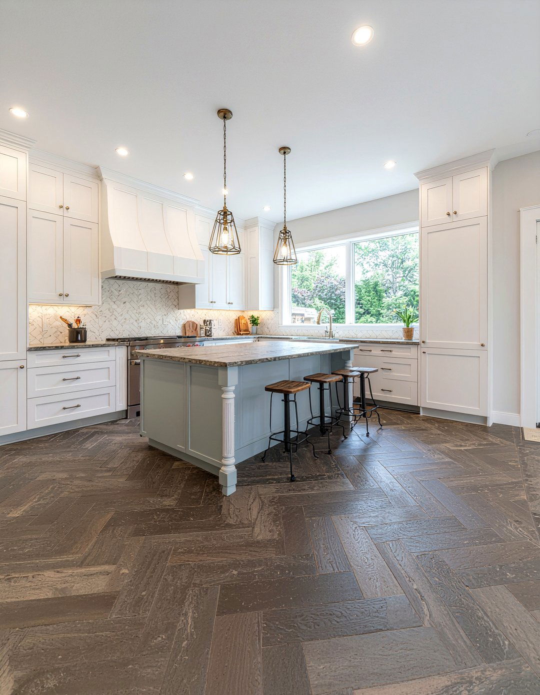 Herringbone Slate Pattern - 30 slate floor kitchen ideas