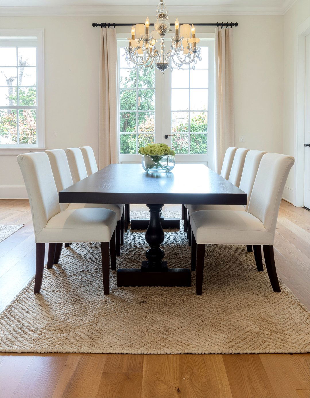 Herringbone jute rug for formal dining room - 30 jute rug dining room ideas