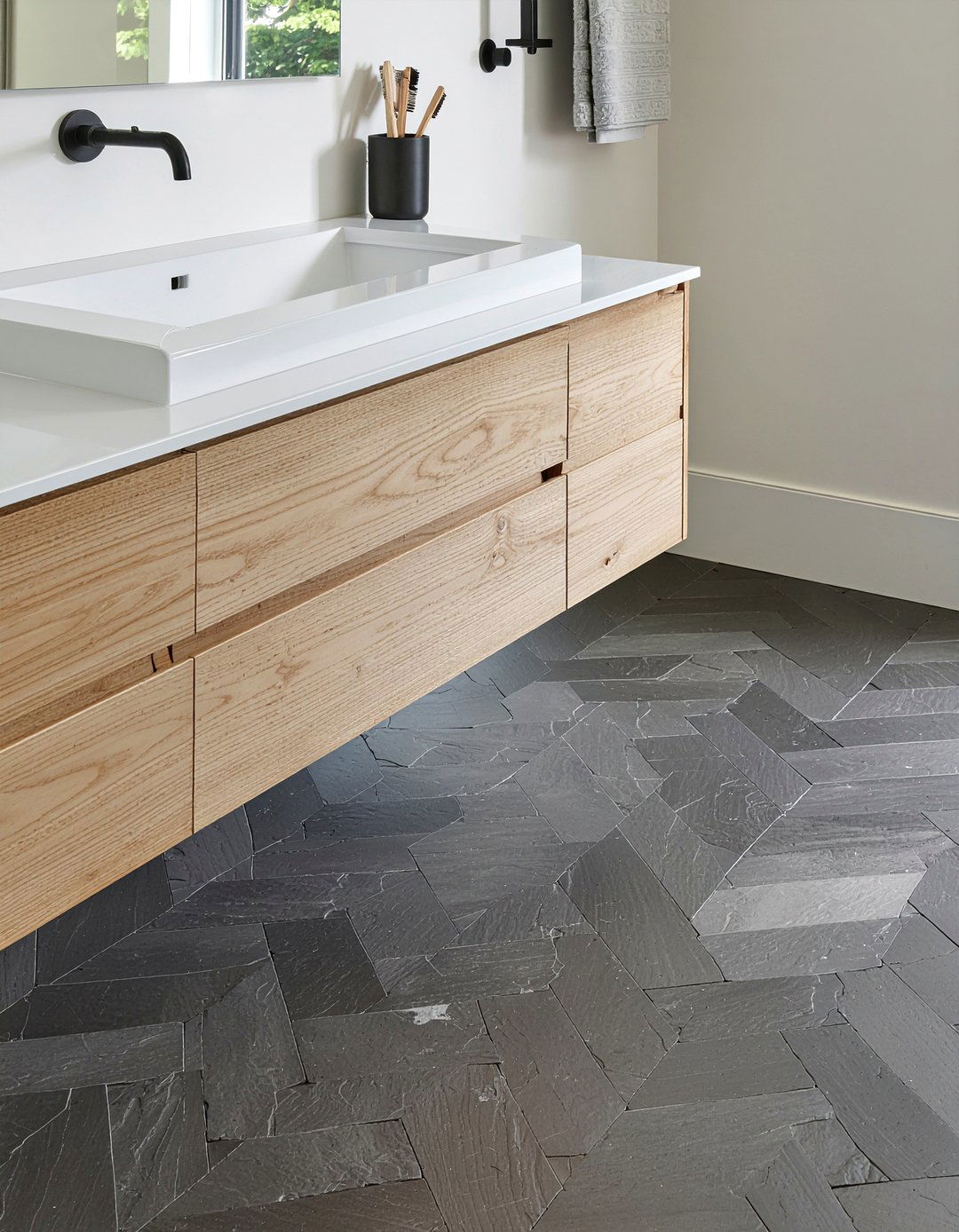 Herringbone slate bathroom tile - 30 slate tile bathroom ideas