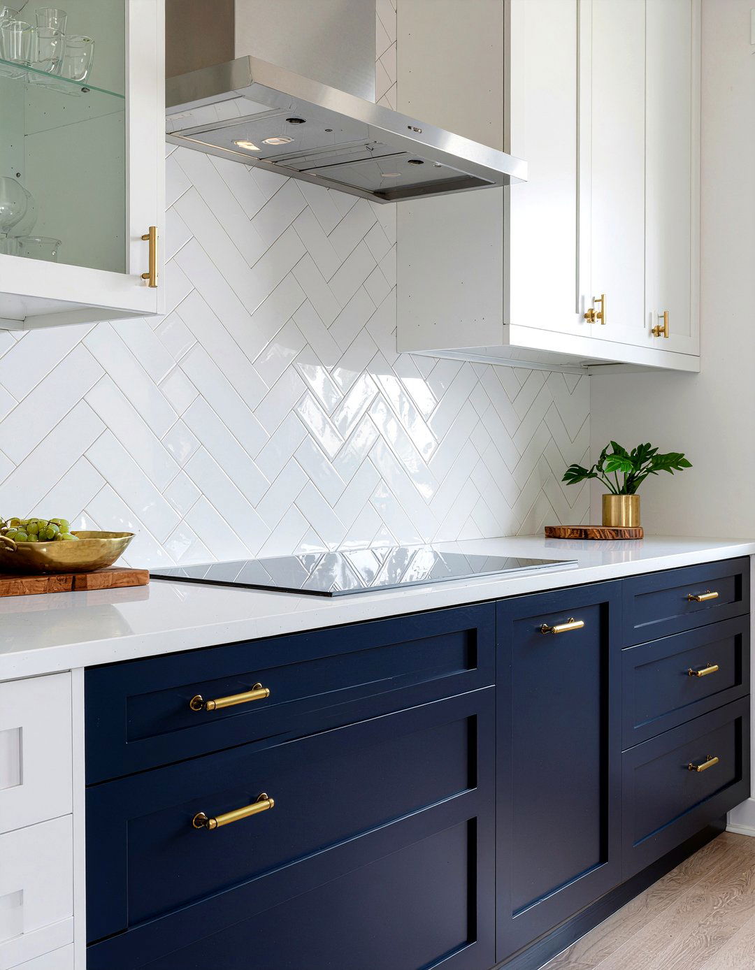 Herringbone tile backsplash - 30 geometric tile kitchen backsplash ideas