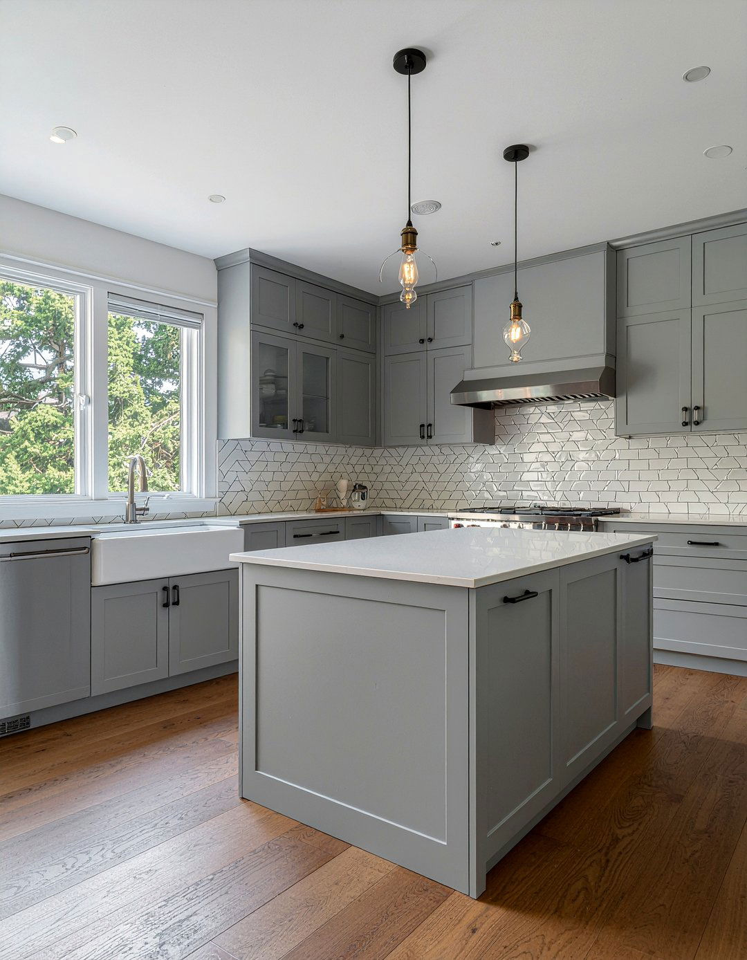 Herringbone tile backsplash kitchen - 30 showstopper kitchen ideas