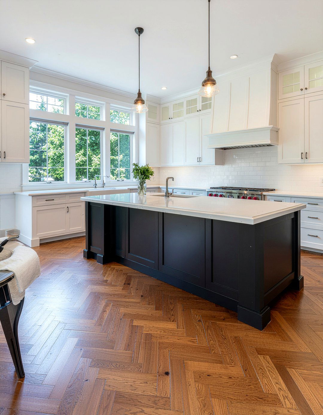Herringbone wood flooring - 30 kitchen flooring ideas