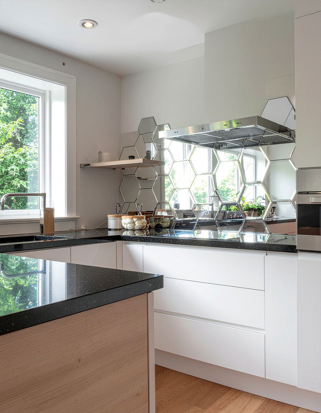 Hexagon Mirror Backsplash - 30 mirror backsplash kitchen ideas