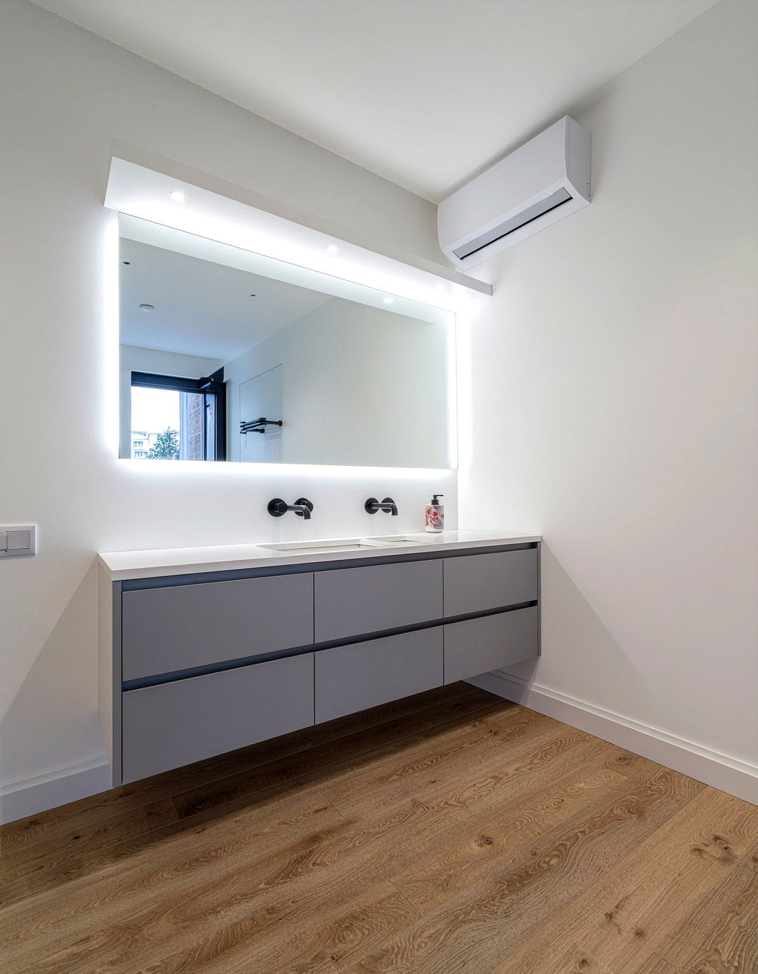 Hidden Medicine Cabinet - 30 mirrored medicine cabinet ideas