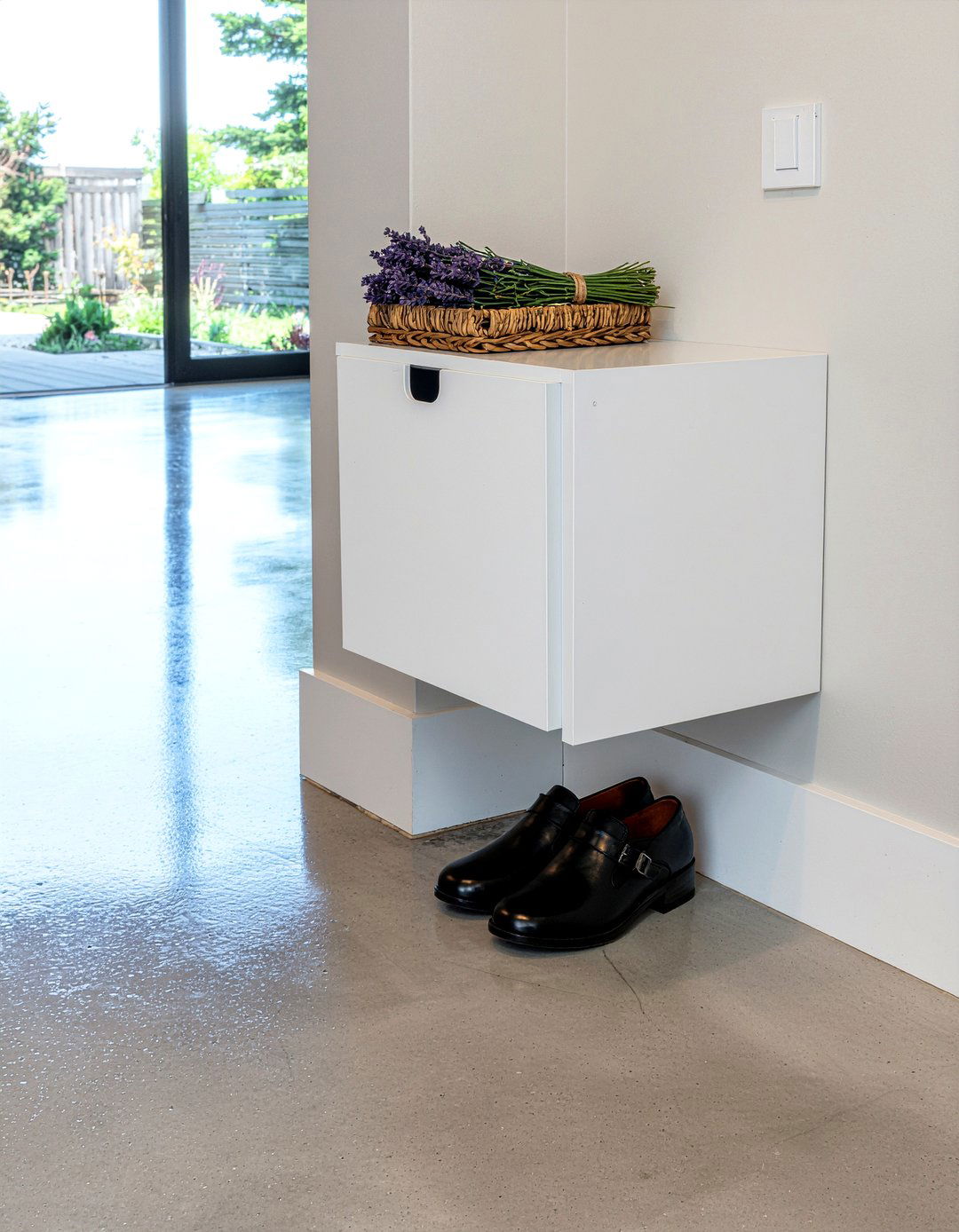 Hidden Shoe Cabinet Storage - 30 living room entryway ideas