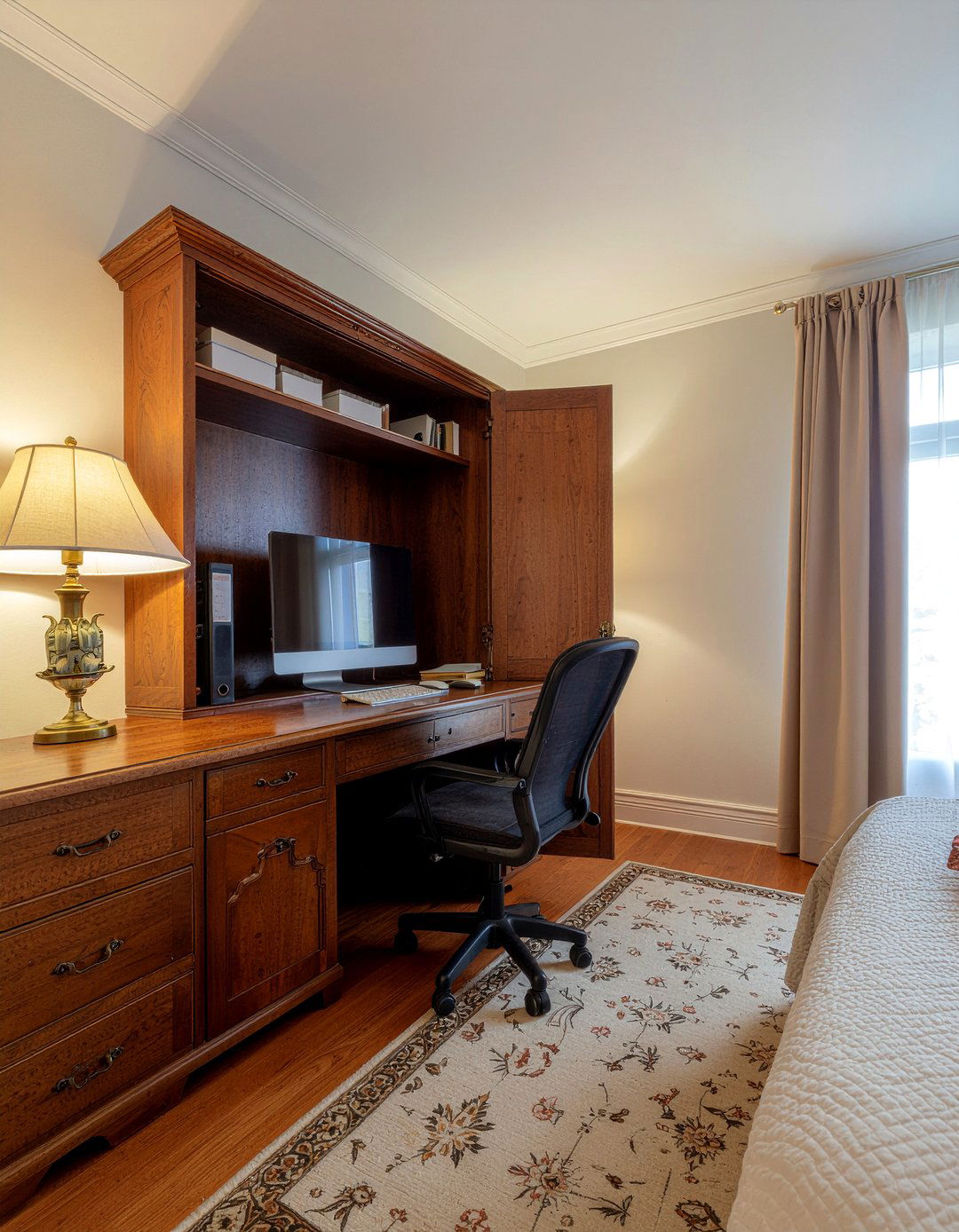 Hidden bedroom office - 30 bedroom office combo ideas