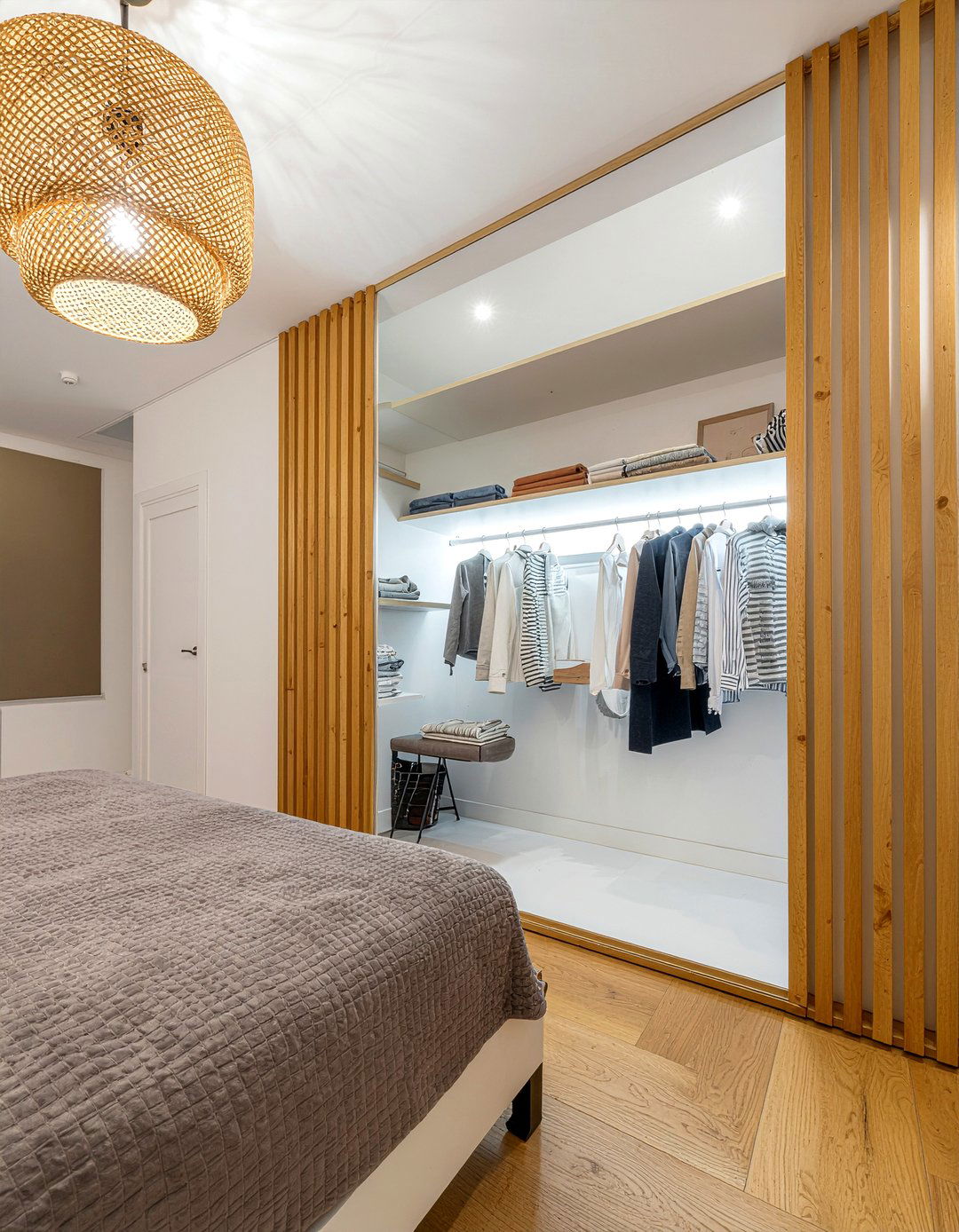 Hidden closet behind paneling - 30 bedroom built-in ideas